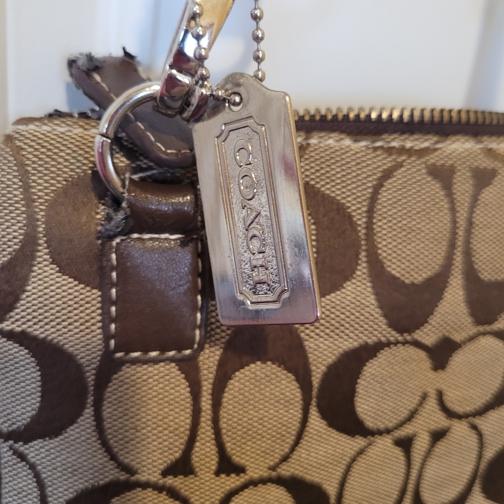 Coach purse - Picture 11 of 15